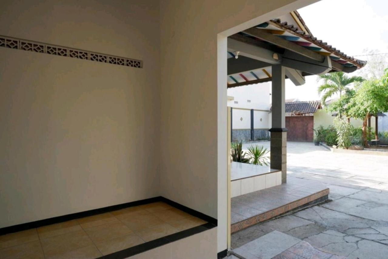 Villetta House Syariah Kudus Exterior photo